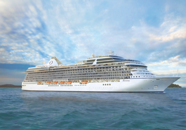 Celebrate the Holidays in Style on a Festive Oceania Cruise in 2023 or 2024
